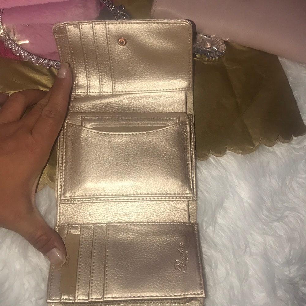 Braxton Wallet - Picture 3 of 6
